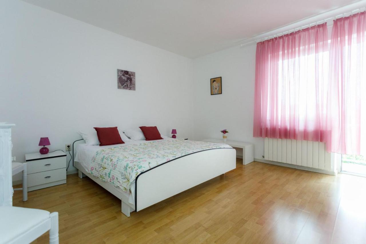 Adrijana 2 Apartamento Krk Town Exterior foto