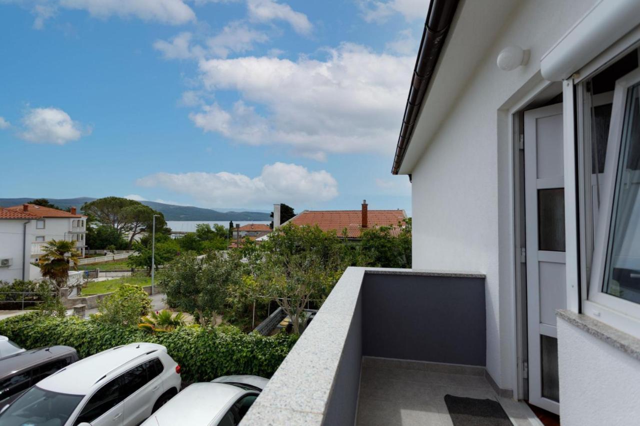 Adrijana 2 Apartamento Krk Town Exterior foto